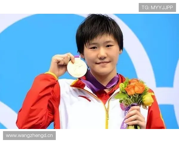 叶诗文训练完顺手买包，价格够我交十年房租