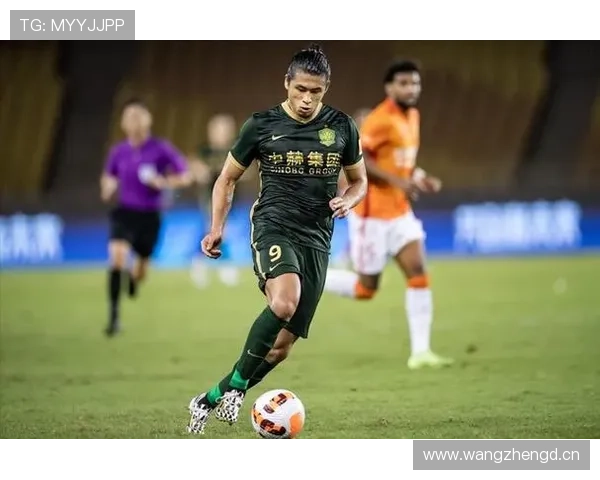 张玉宁晚上能吃火锅？那场上奔跑跟换了个人似的！